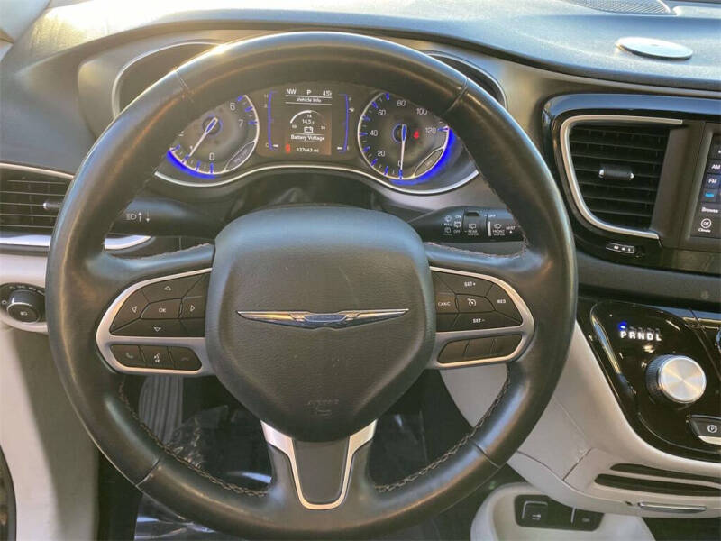 2020 Chrysler Pacifica Touring L