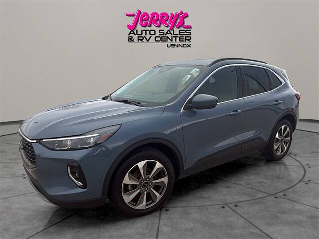 2023 Ford Escape Platinum