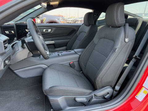 2025 Ford Mustang EcoBoost