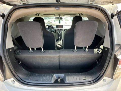 2014 Scion iQ