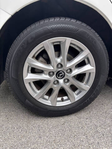 2016 Mazda MAZDA3 i Sport