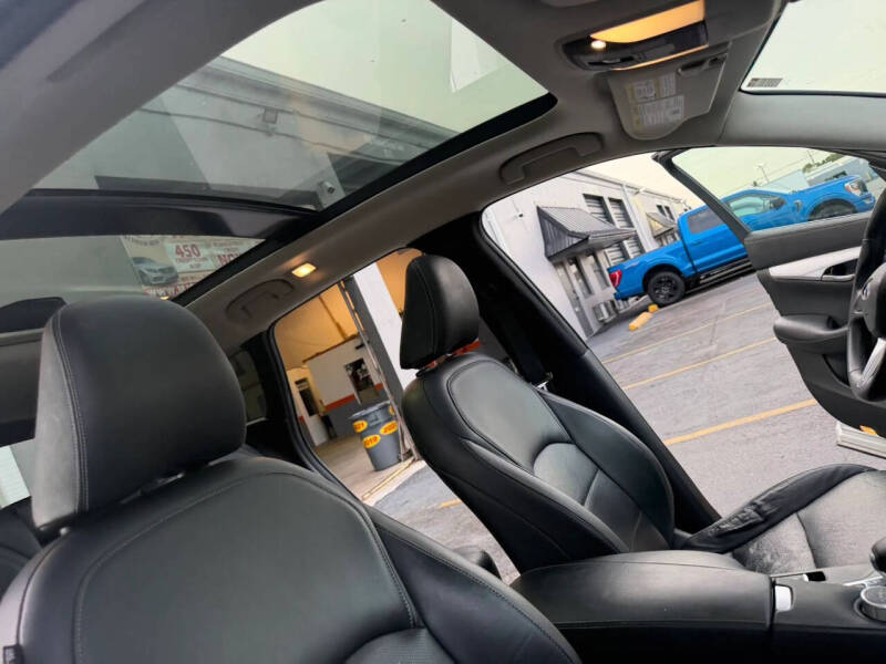 2019 Infiniti QX50 Essential