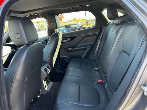 2020 Jaguar F-PACE 25t Premium