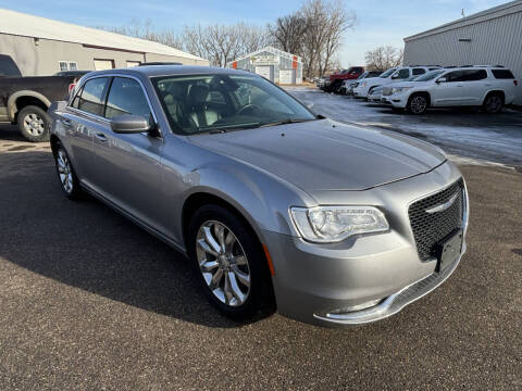 2016 Chrysler 300 Limited