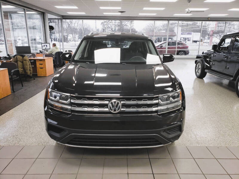 2019 Volkswagen Atlas S photo 3