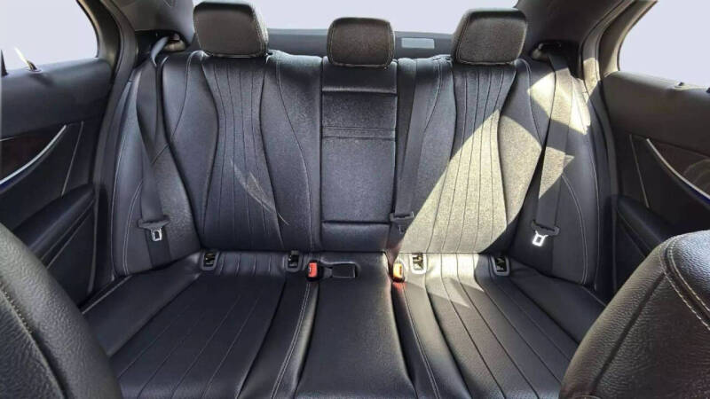 2017 Mercedes-Benz E-Class E 300 4MATIC