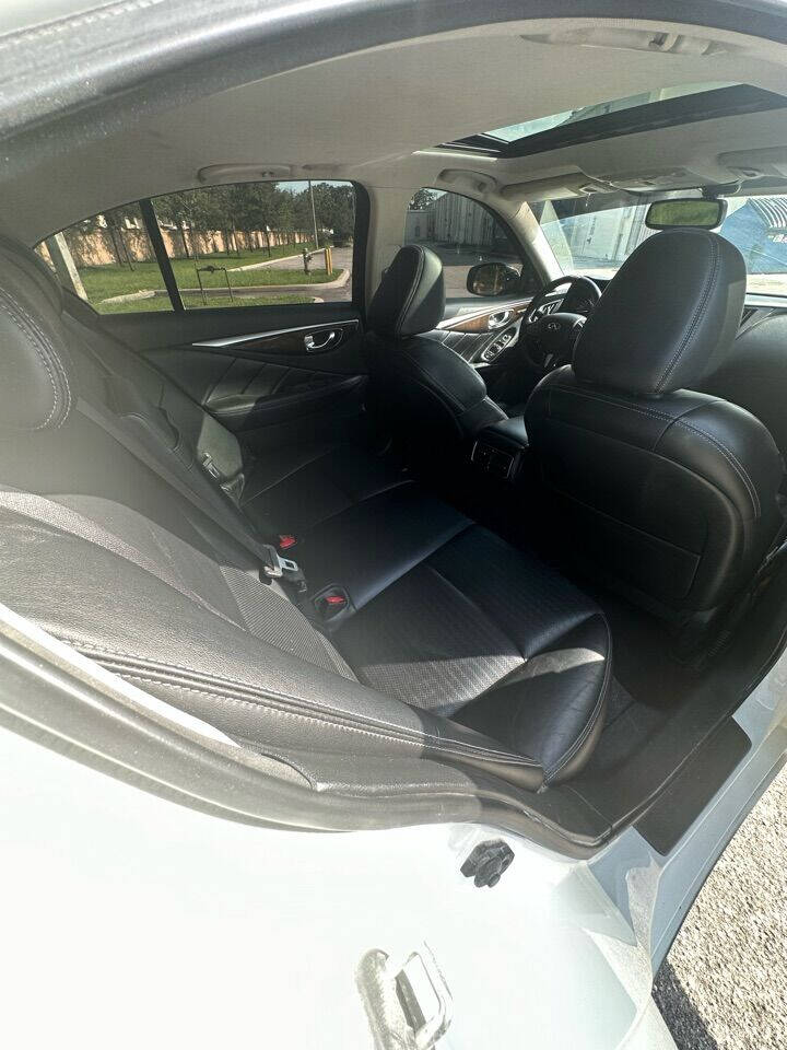 2015 INFINITI Q50 Sedan - $15,999