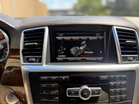 2014 Mercedes-Benz GL-Class GL 550 4MATIC