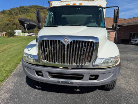 2004 International 4300