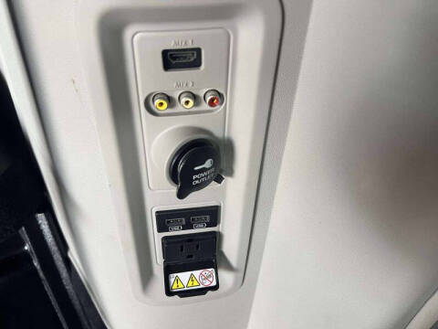 2015 Chrysler Town and Country Touring