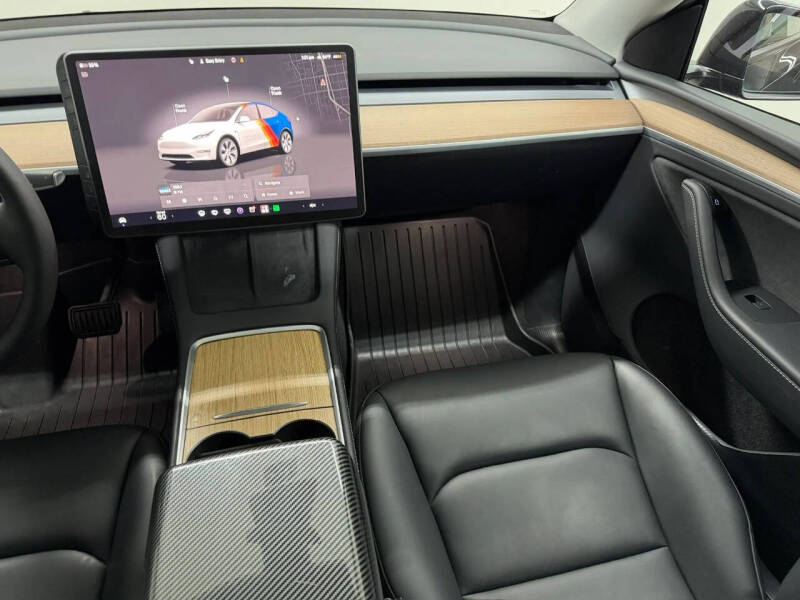 2024 Tesla Model Y Long Range
