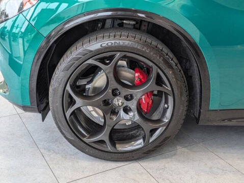 2025 Alfa Romeo Stelvio