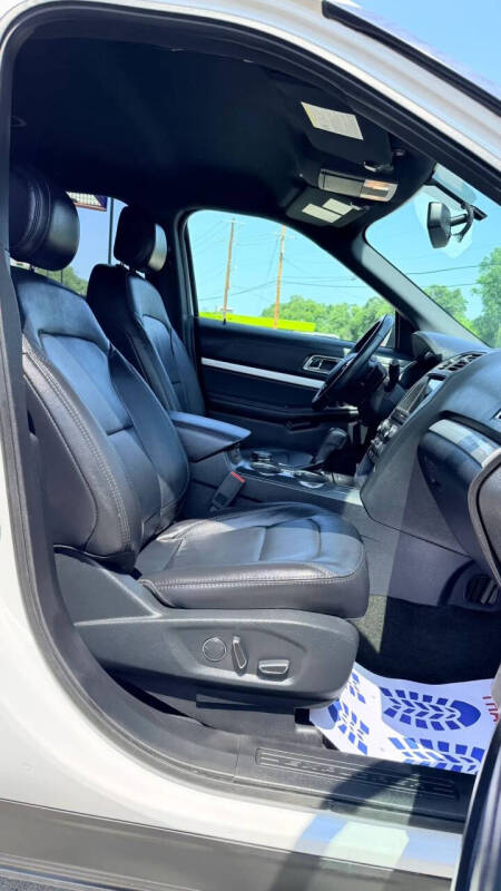 2016 Ford Explorer Sport