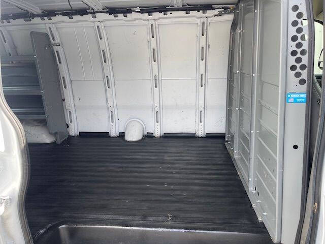 2022 Chevrolet Express 2500
