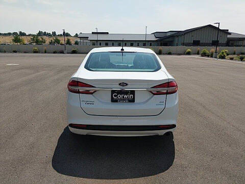 2017 Ford Fusion SE