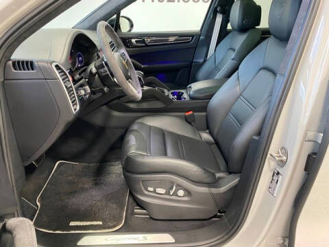 2020 Porsche Cayenne S
