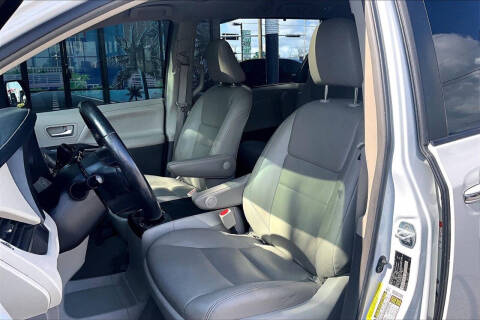 2018 Toyota Sienna XLE 8-Passenger