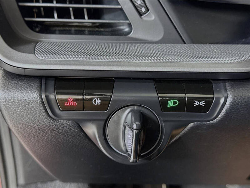 2021 Porsche 911 Carrera