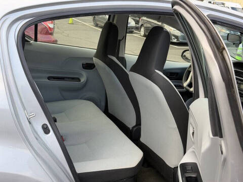 2014 Toyota Prius c One