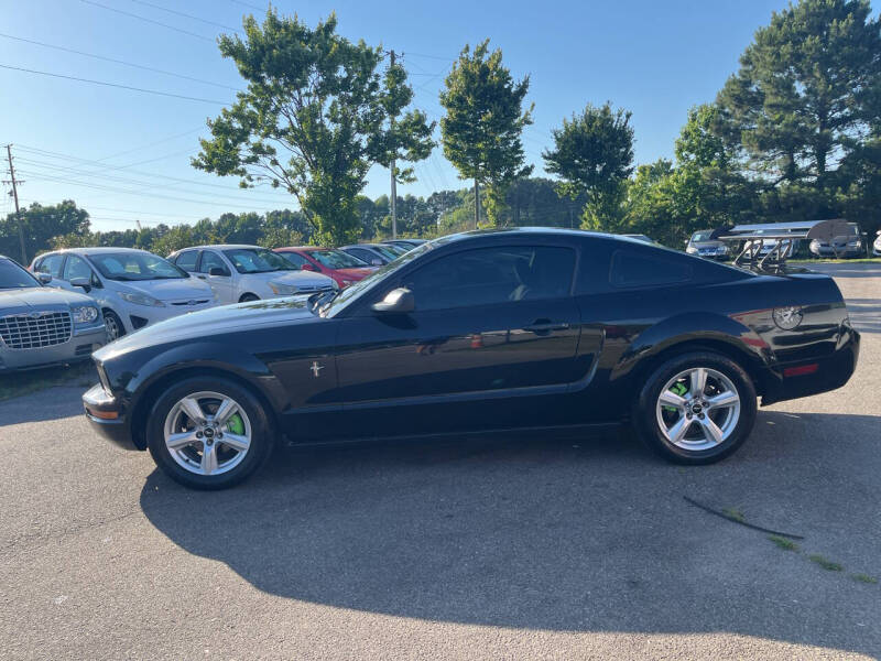 2006 Ford Mustang V6 Standard