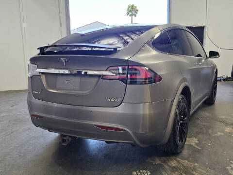 2016 Tesla Model X 90D