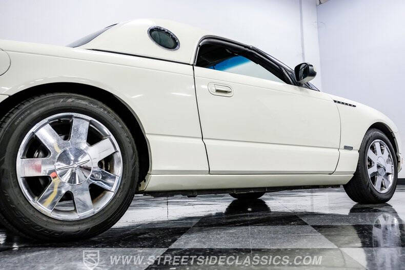 2002 Ford Thunderbird Deluxe