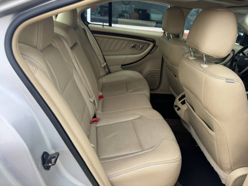 2013 Ford Taurus Limited