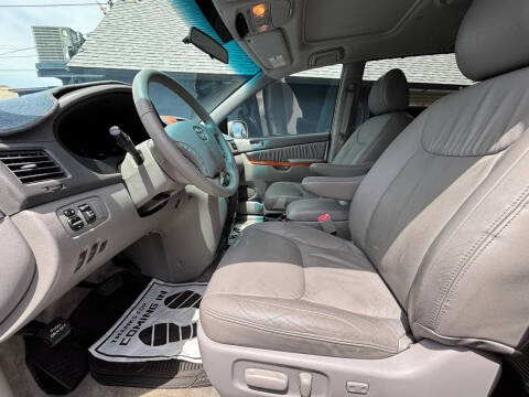 2010 Toyota Sienna