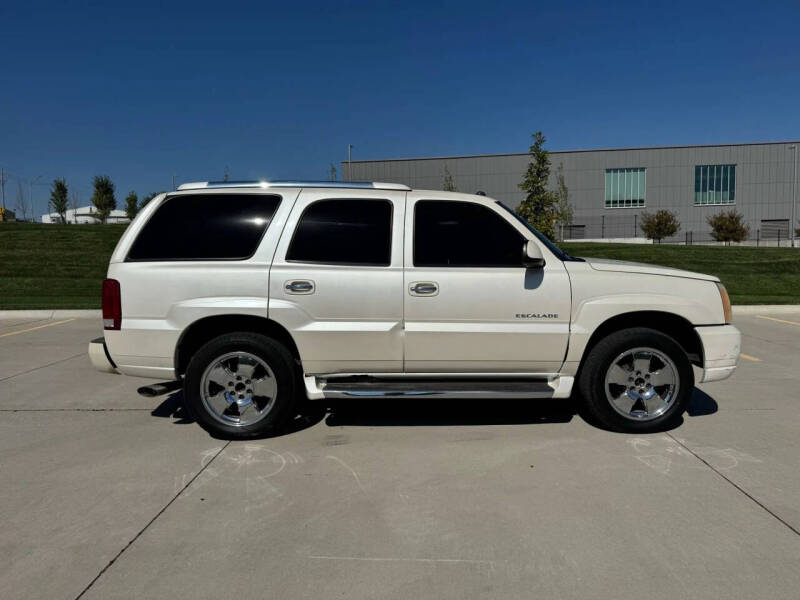 2004 Cadillac Escalade