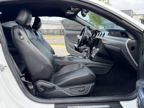 2020 Ford Mustang EcoBoost Premium