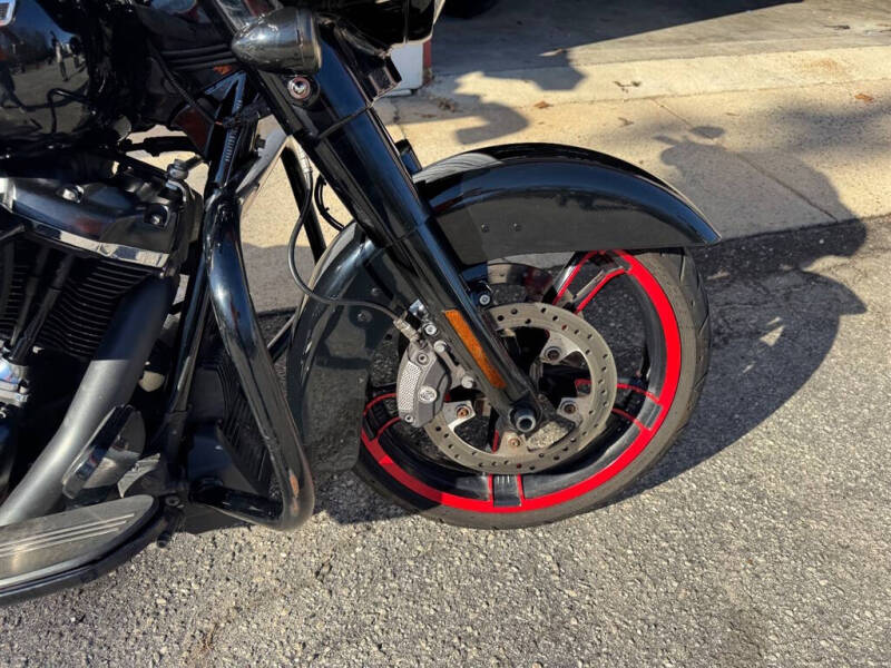 2020 Harley-Davidson FLHXS -