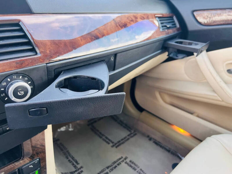 2010 BMW 5 Series 528i xDrive