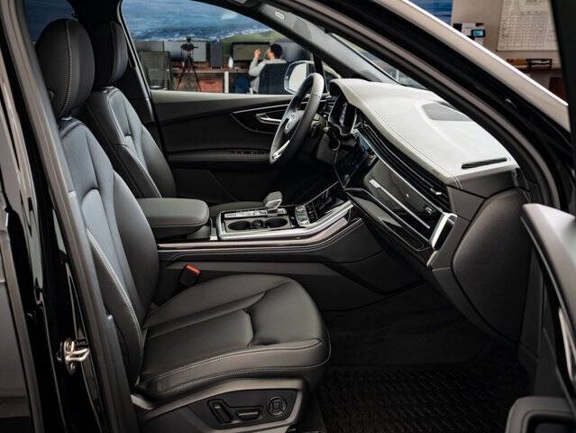 2026 Audi Q7 quattro Premium Plus 55 TFSI