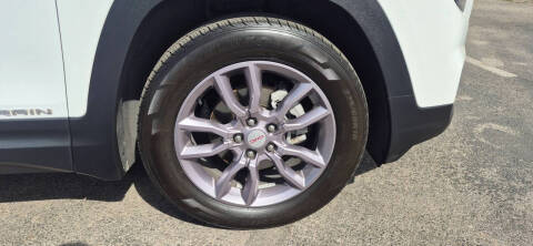 2023 GMC Terrain SLT