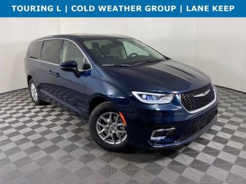 2023 Chrysler Pacifica for sale at Wally Armour Chrysler Dodge Jeep Ram in Alliance OH