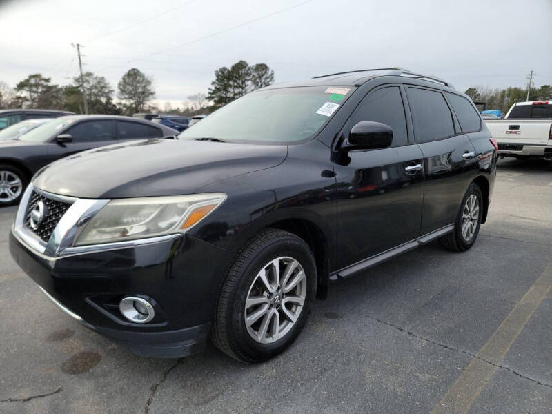 2013 Nissan Pathfinder for sale at Douglas Auto Brokers LLC in Snellville GA