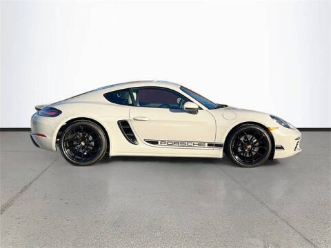 2025 Porsche 718 Cayman Style Edition