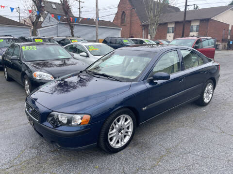 2004 Volvo S60 for sale at American Dream Motors in Everett WA