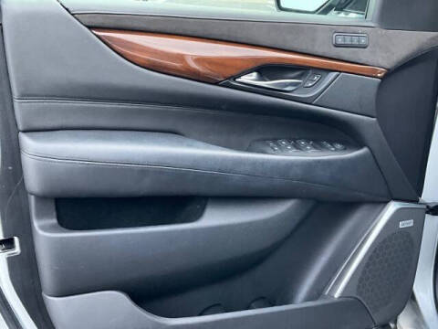 2020 Cadillac Escalade ESV Premium Luxury