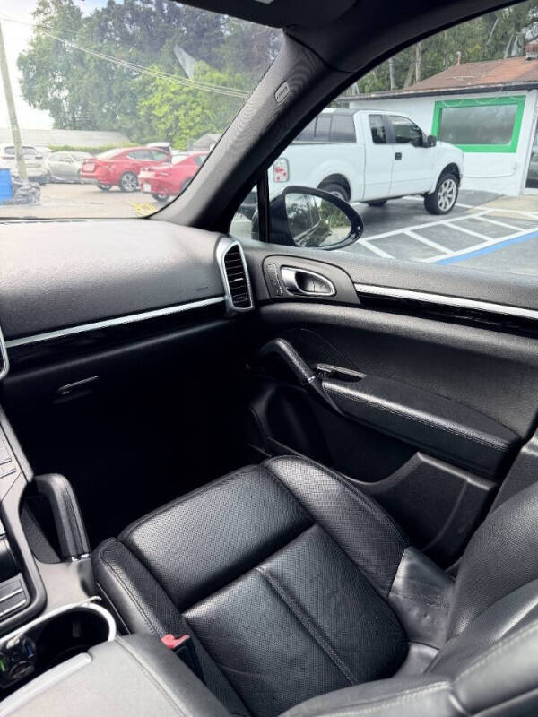 2015 Porsche Cayenne S