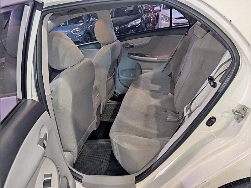 2012 Toyota Corolla LE