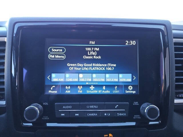 2022 Nissan Frontier SV