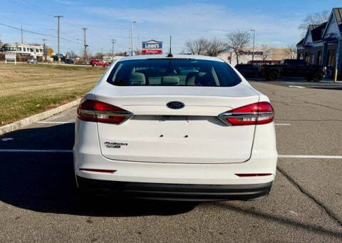 2019 Ford Fusion S