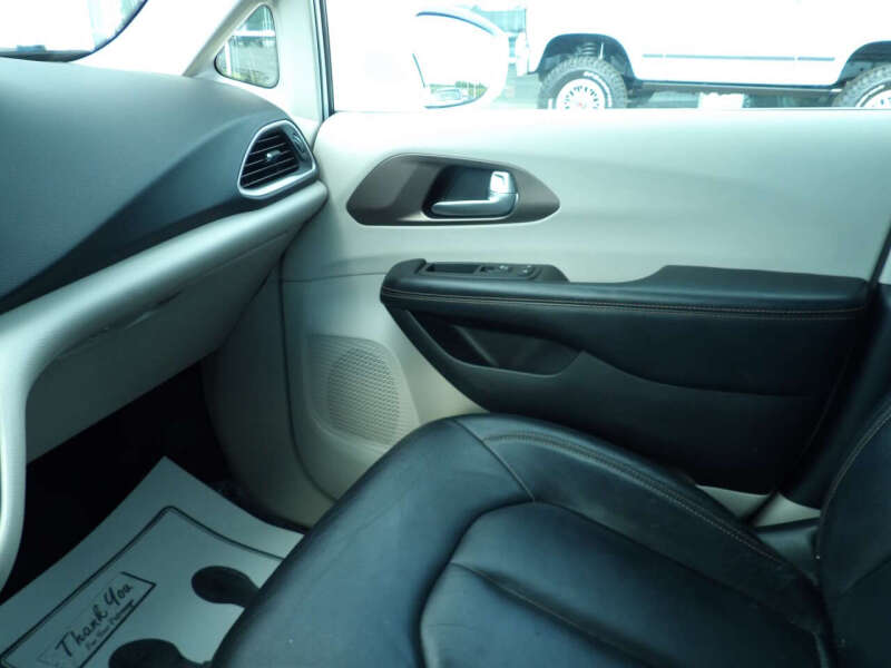 2017 Chrysler Pacifica