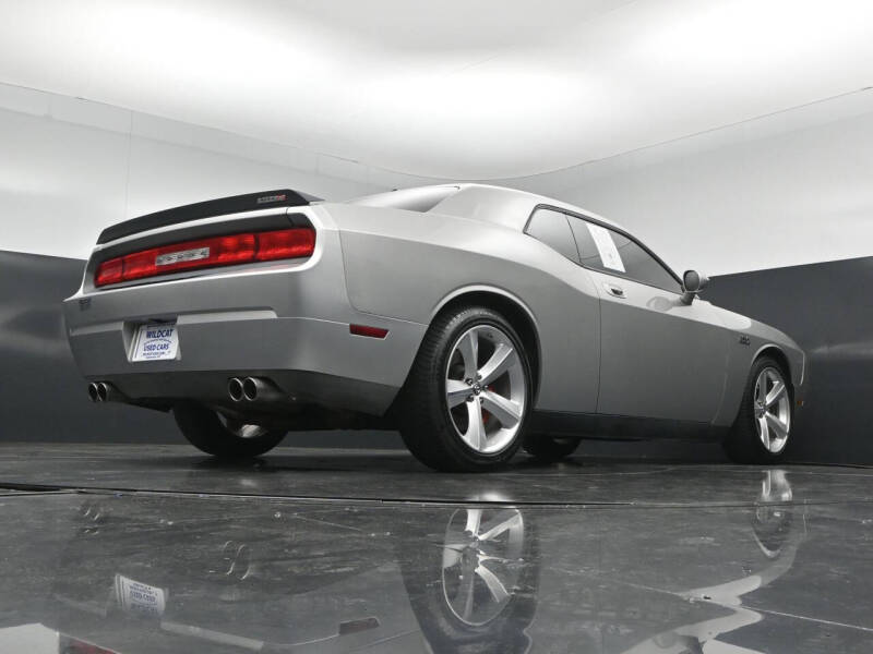 2009 Dodge Challenger SRT8