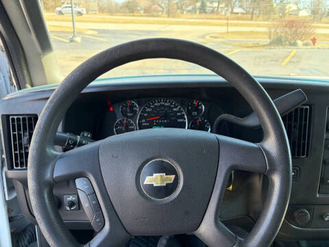 2017 Chevrolet Express 2500
