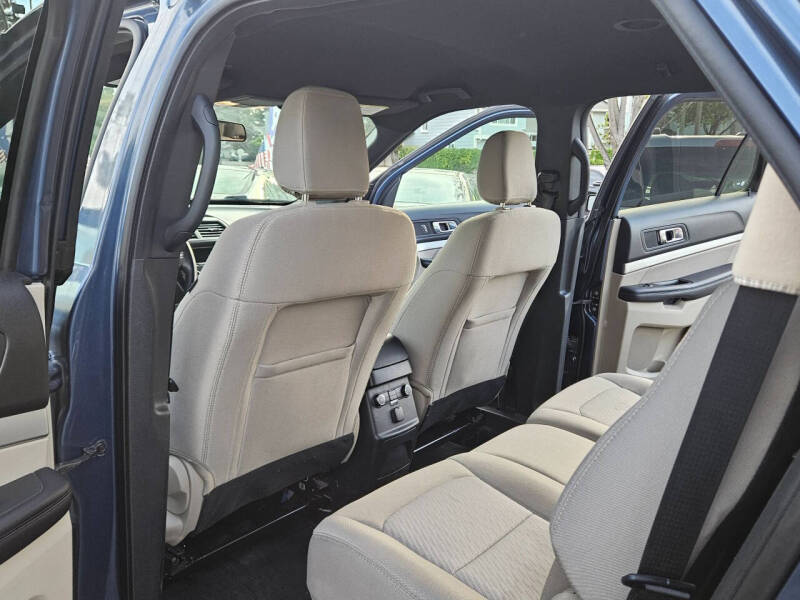 2018 Ford Explorer