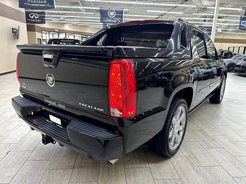 2011 Cadillac Escalade EXT Premium