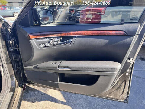 2009 Mercedes-Benz S-Class S 550