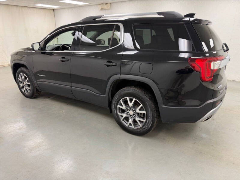 2022 GMC Acadia SLT